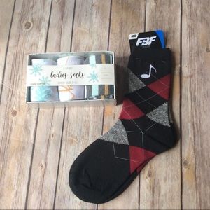 Ladies men’s socks bundle